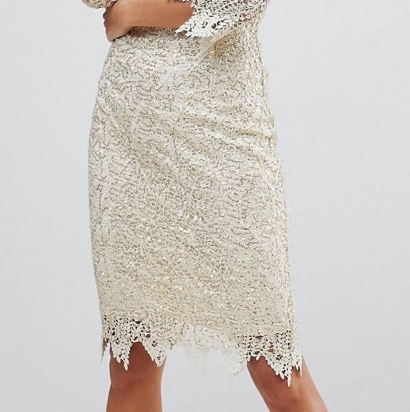 NWT Paper dolls sequin crochet pencil dress - Picture 3 of 7